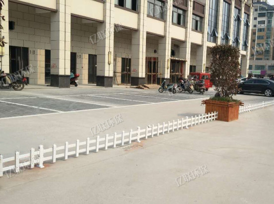 道路护栏